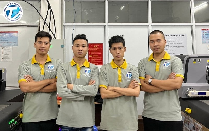 Đội ngũ kỹ thuật viên giàu kinh nghiệm tại Phát Triển Trung việt